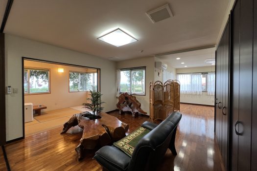 石垣島　新川フサキRC２階建
