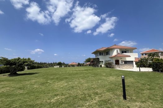 石垣島　新川フサキRC２階建