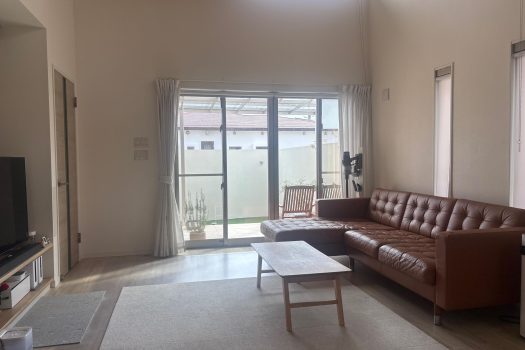 豊崎タウン*築浅中庭付き平家