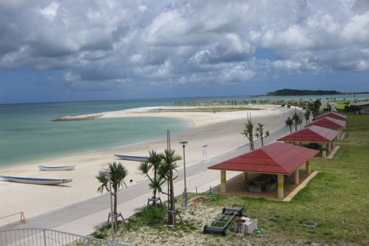 豊崎タウン*築浅中庭付き平家